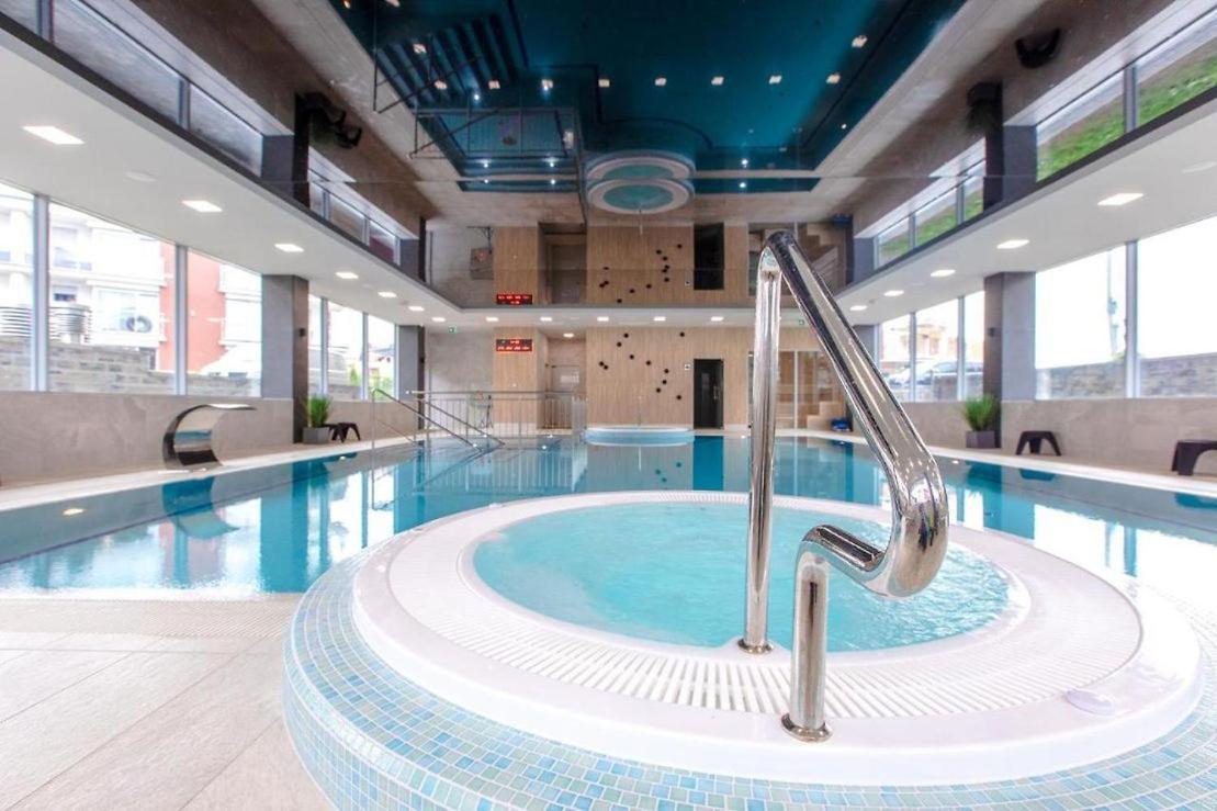 Rewal -2 Bedroom- Premium Baltic Apartment With Spa Access Exterior photo