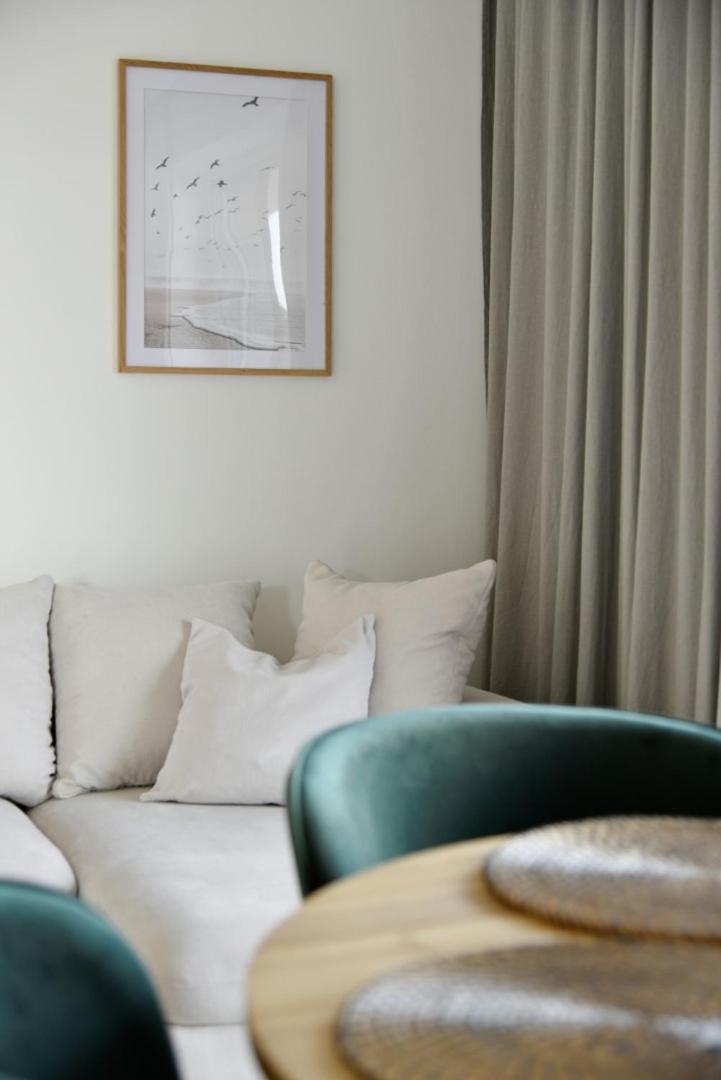 Rewal -2 Bedroom- Premium Baltic Apartment With Spa Access Exterior photo